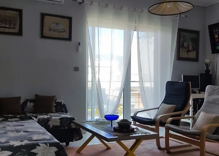 Big,Smart & Comfort, Automated Apartment In Kalamata !